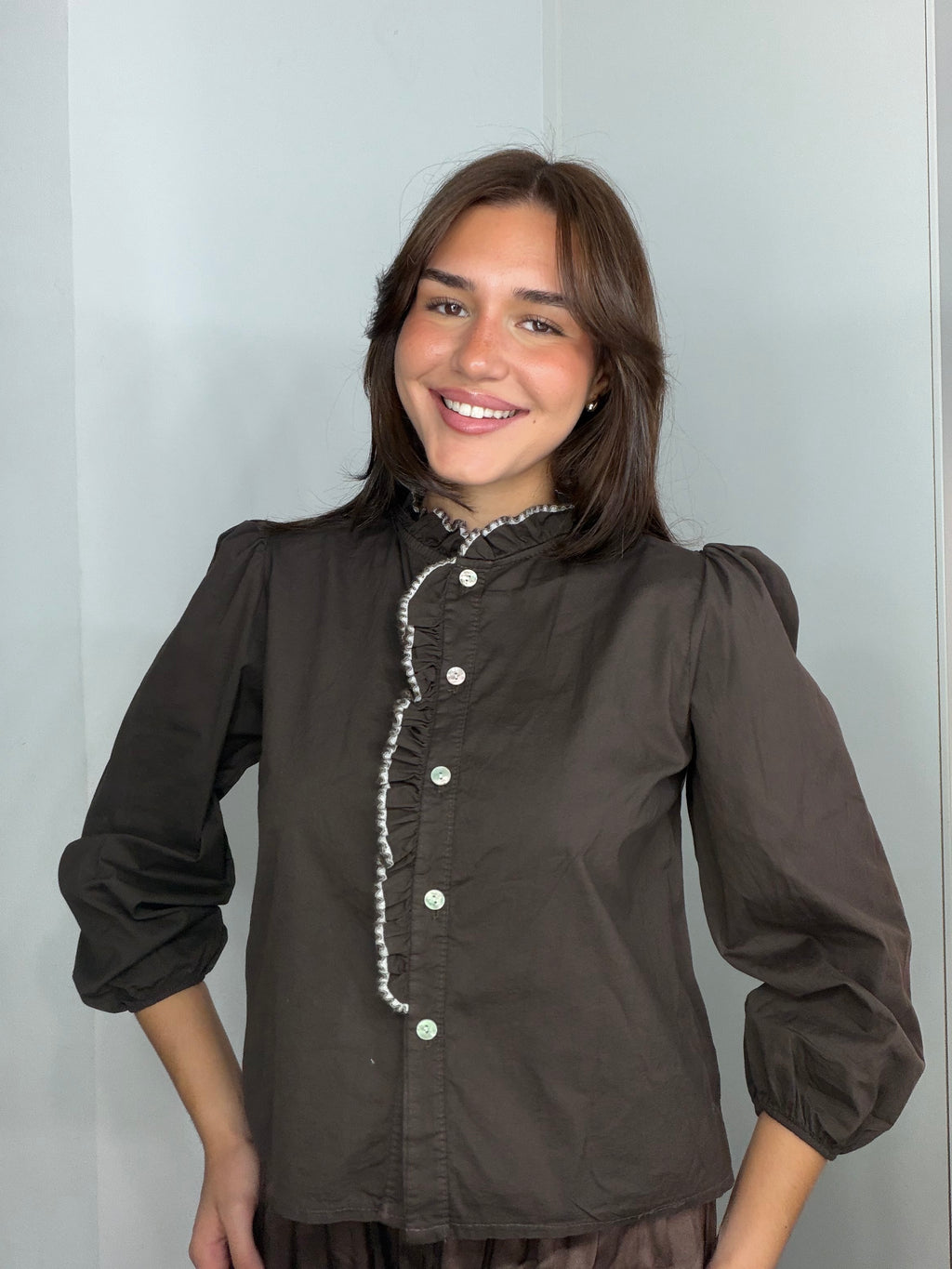 Blusa volante contraste
