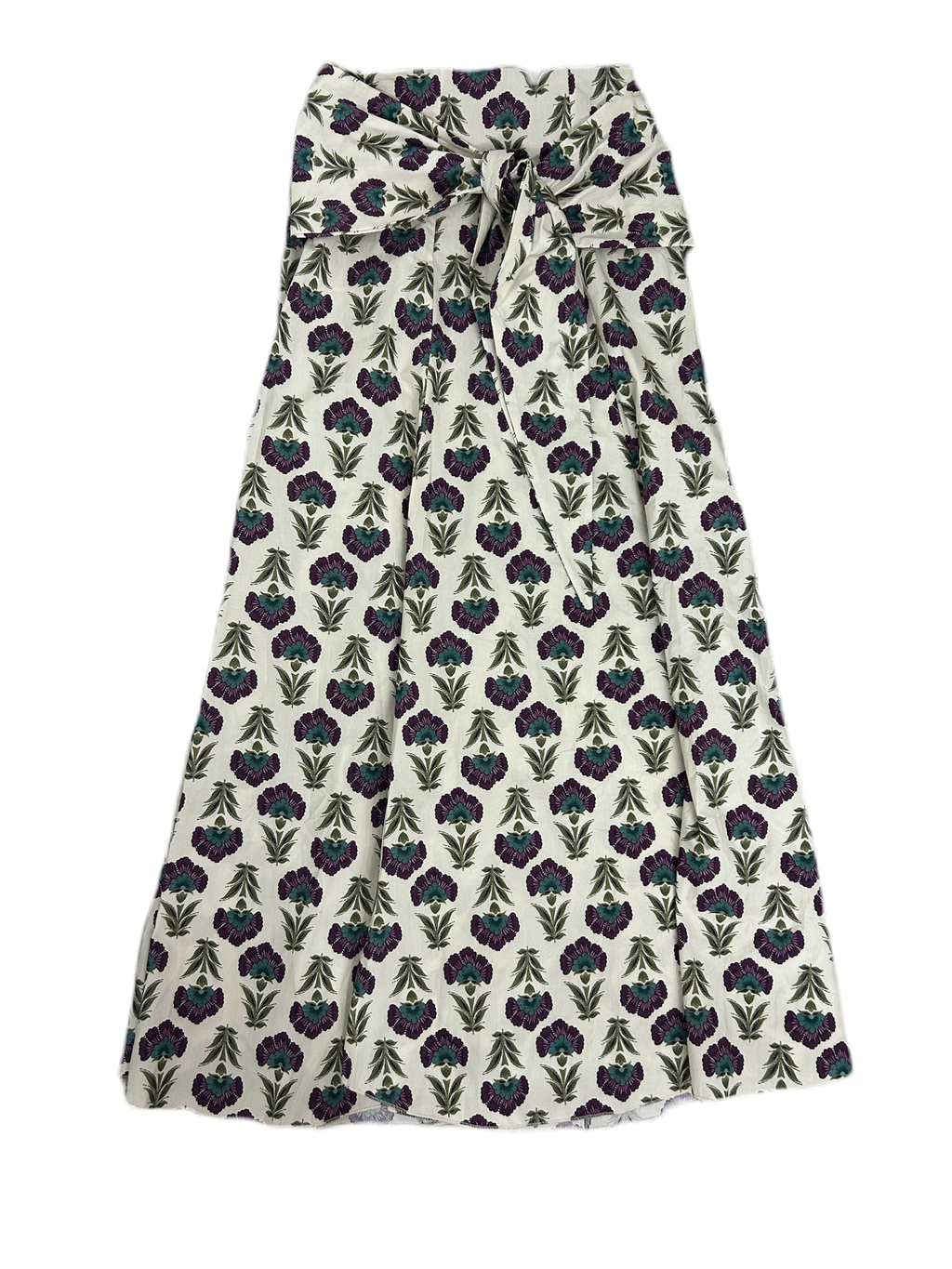 Falda modelo LAZO